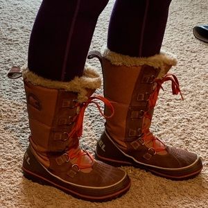 Sorel Snowboots